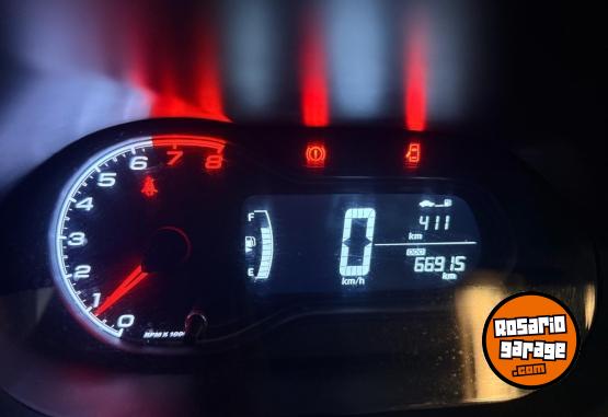 Autos - Chevrolet Ónix Lt 2019 Nafta 71000Km - En Venta