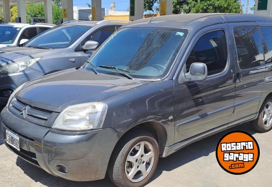 Utilitarios - Citroen Berlingo 2013 GNC 170000Km - En Venta