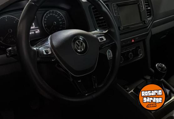 Camionetas - Volkswagen Amarok 2.0 TDI 4X2 2017 Diesel 140000Km - En Venta