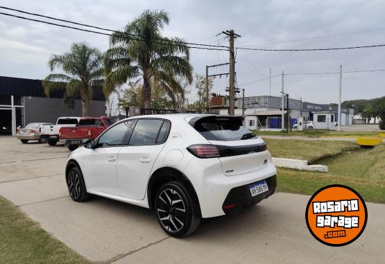 Autos - Peugeot 208 GT T200 AM25.5 2025 Nafta 18500Km - En Venta
