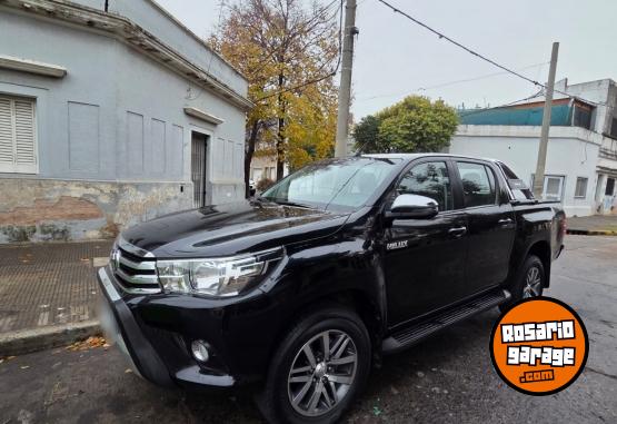 Camionetas - Toyota Toyota Hilux Srv 2018 Diesel 60000Km - En Venta