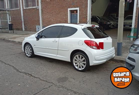 Autos - Peugeot 207 2012 Nafta 106000Km - En Venta