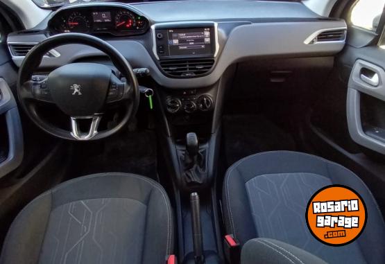 Autos - Peugeot 208 ALLURE NAV 1.5 2017 Nafta 111000Km - En Venta