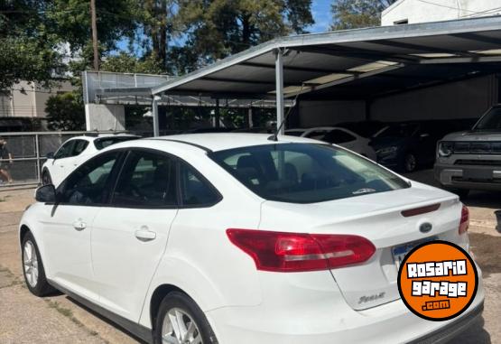 Autos - Ford Focus S 1.6 2016 GNC 105000Km - En Venta