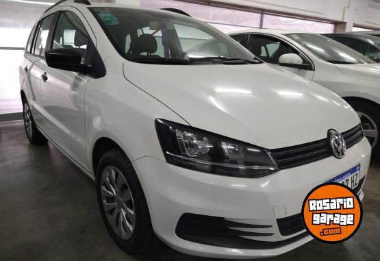Autos - Volkswagen SURAN 1.6 5D 2019 GNC 65000Km - En Venta