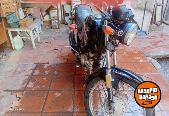 Motos - Yamaha YBR 125 2012 Nafta 10Km - En Venta