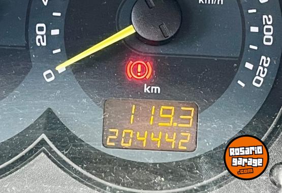 Autos - Chevrolet Classic 2012 Nafta 204000Km - En Venta