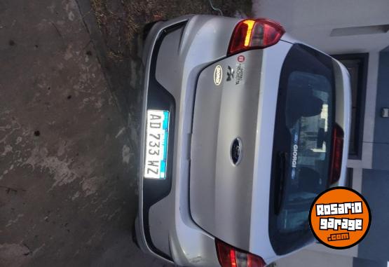 Autos - Ford Ka 2019 Nafta 124000Km - En Venta