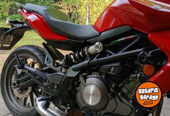Motos - Benelli TNT 300 2018 Nafta 20000Km - En Venta