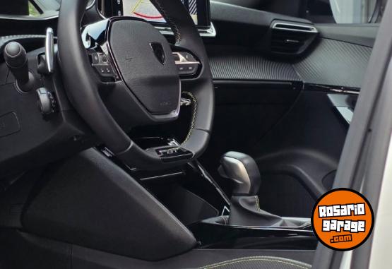 Autos - Peugeot 2008 GT L200 2025 Nafta 13000Km - En Venta