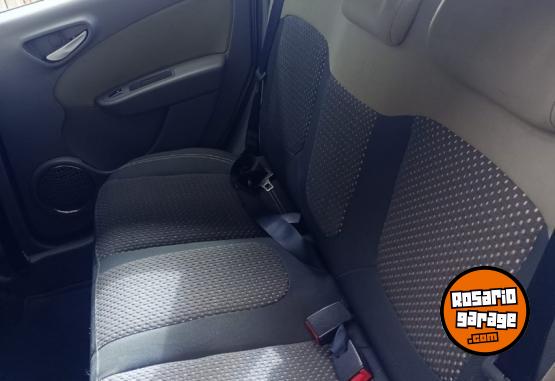 Autos - Fiat Grand Siena Essence 1.6 2013 Nafta 203000Km - En Venta