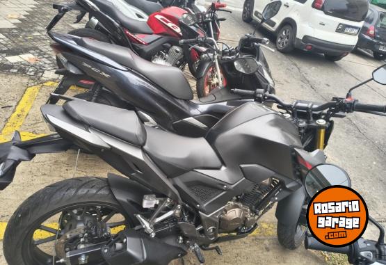Motos - Honda CB300 TWISTER 2025 Nafta 2500Km - En Venta
