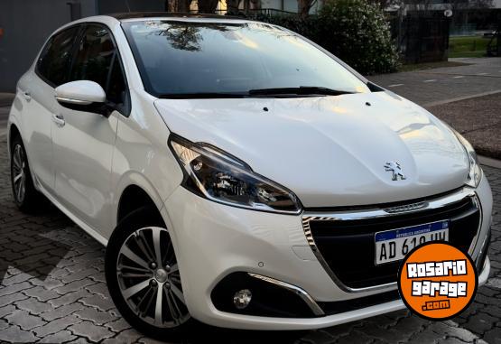 Autos - Peugeot 208 2019 Nafta 50000Km - En Venta