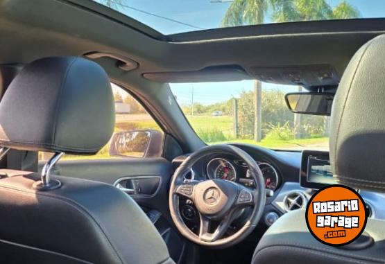 Autos - Mercedes Benz gla 200 2018 Nafta 155000Km - En Venta
