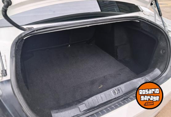 Autos - Peugeot 408 2022 Diesel 80000Km - En Venta