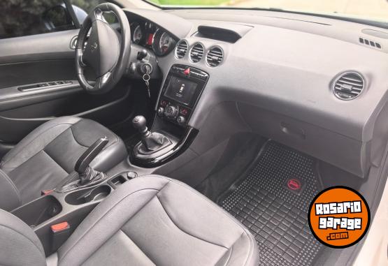 Autos - Peugeot 408 2022 Diesel 80000Km - En Venta