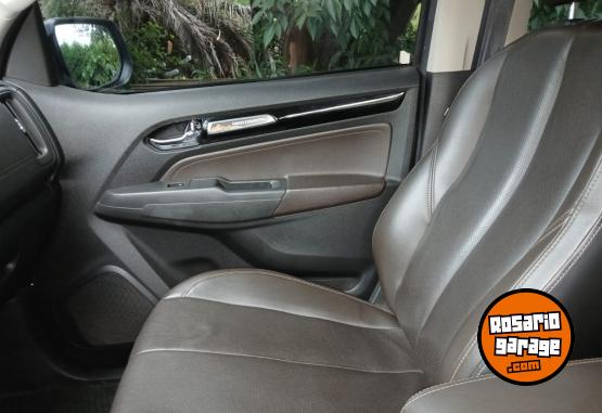 Camionetas - Chevrolet 2019 High Country 4x4 2019 Diesel 57600Km - En Venta