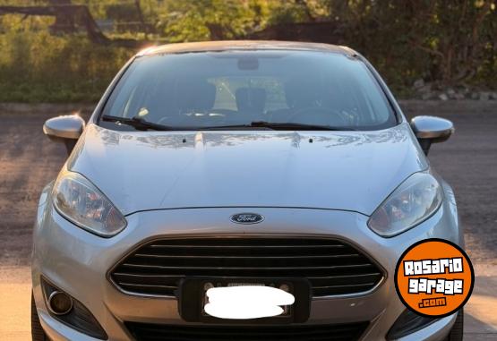 Autos - Ford Fiesta Kinetic 2016 Nafta 194000Km - En Venta