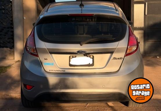 Autos - Ford Fiesta Kinetic 2016 Nafta 194000Km - En Venta