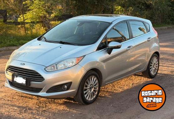 Autos - Ford Fiesta Kinetic 2016 Nafta 194000Km - En Venta