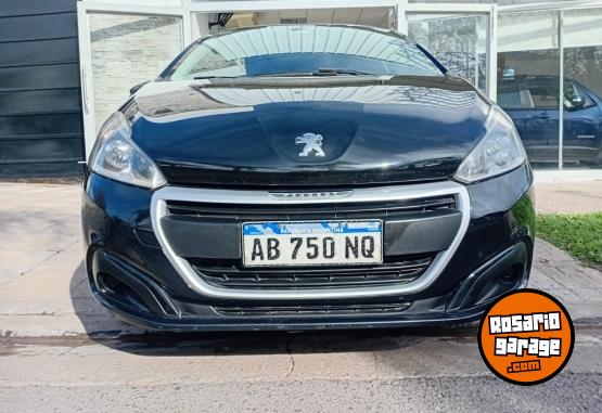 Autos - Peugeot 208 active full 2017 Nafta 85000Km - En Venta