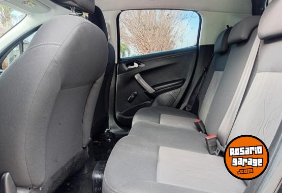 Autos - Peugeot 208 active full 2017 Nafta 85000Km - En Venta
