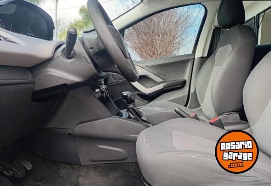 Autos - Peugeot 208 active full 2017 Nafta 85000Km - En Venta