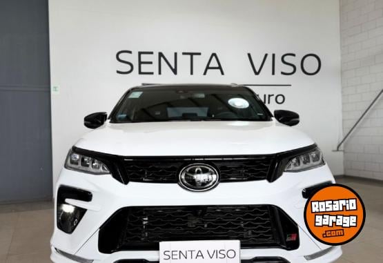 Autos - Toyota SW4 GR SPORT 4X4 2025 Diesel 10000Km - En Venta