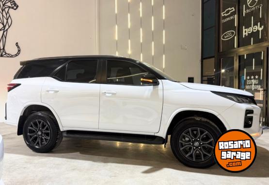 Camionetas - Toyota SW4 GR SPORT 4X4 2025 Diesel 10000Km - En Venta