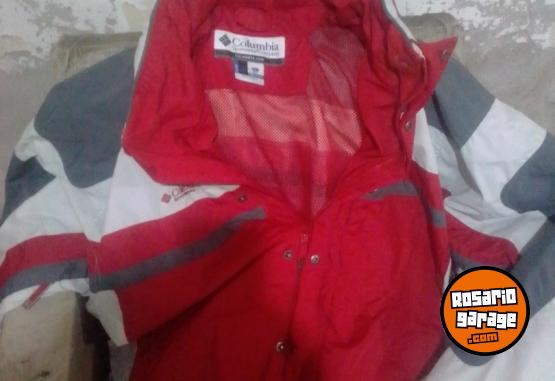 Indumentaria - Campera deportiva columbia - En Venta