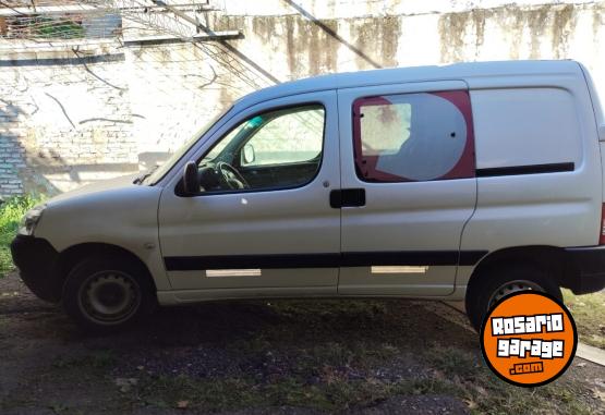 Utilitarios - Citroen Berlingo 2021 Diesel 94000Km - En Venta