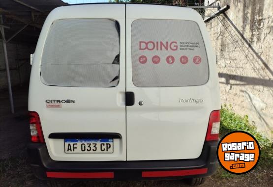 Utilitarios - Citroen Berlingo 2021 Diesel 94000Km - En Venta
