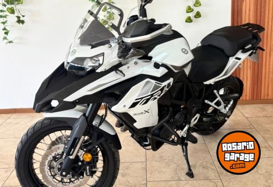 Motos - Benelli TRK 502X 2023 Nafta 6593Km - En Venta