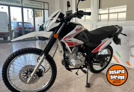 Motos - Corven TRIAX 150CC 2026 Nafta 2066Km - En Venta