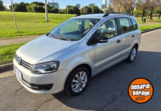 Autos - Volkswagen SURAN TRENDLINE 2012 Nafta 160000Km - En Venta