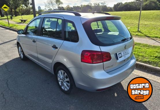 Autos - Volkswagen SURAN TRENDLINE 2012 Nafta 160000Km - En Venta