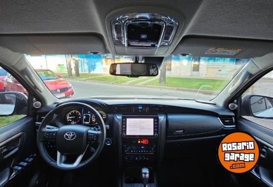 Camionetas - Toyota SW4 SRX 204 CV 7 ASIENTOS 2023 Diesel 90000Km - En Venta