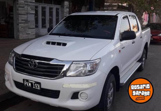 Camionetas - Toyota Hilux 2015 Diesel 189683Km - En Venta