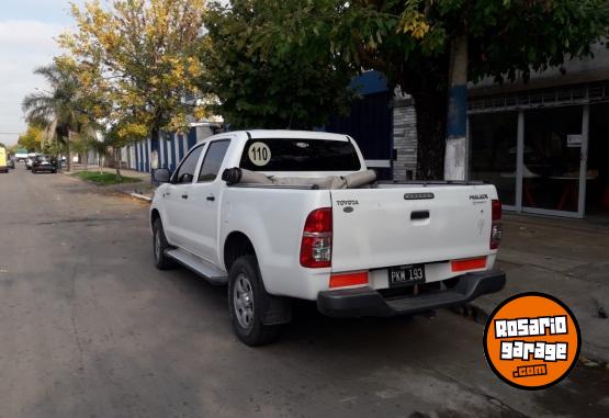 Camionetas - Toyota Hilux 2015 Diesel 189683Km - En Venta