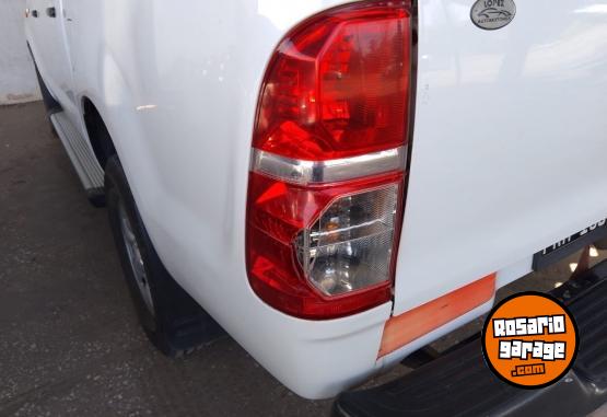 Camionetas - Toyota Hilux 2015 Diesel 189683Km - En Venta