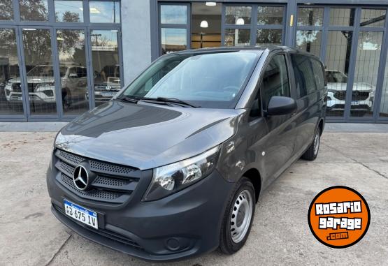 Utilitarios - Mercedes Benz Vito 111 CDI furgón mixto 2017 Diesel 203000Km - En Venta