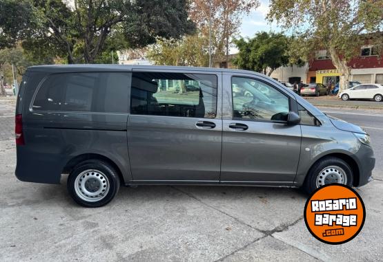 Utilitarios - Mercedes Benz Vito 111 CDI furgón mixto 2017 Diesel 203000Km - En Venta