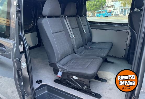 Utilitarios - Mercedes Benz Vito 111 CDI furgón mixto 2017 Diesel 203000Km - En Venta