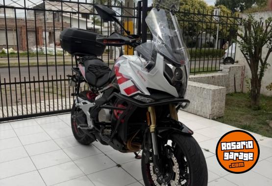 Motos - CF 650 MT 2023 Nafta 9000Km - En Venta