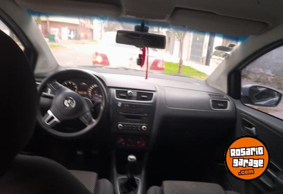 Autos - Volkswagen Suran 2012 GNC 150Km - En Venta
