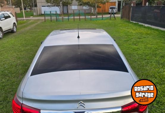 Autos - Citroen C4 lounge fell pack 115 2022 Diesel 60000Km - En Venta