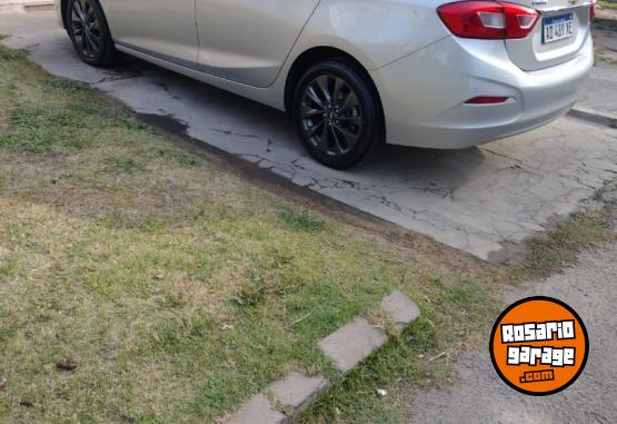 Autos - Chevrolet Cruze 2019 Nafta 80000Km - En Venta