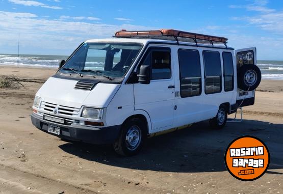 Utilitarios - Renault Trafic larga 1993 GNC 1Km - En Venta