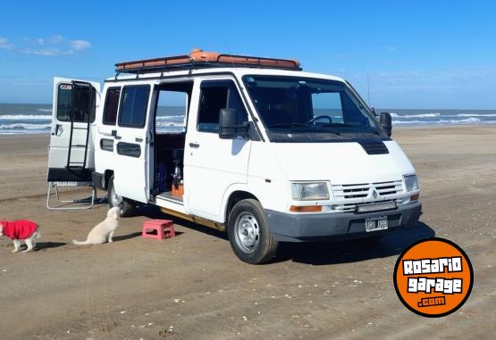 Utilitarios - Renault Trafic larga 1993 GNC 1Km - En Venta