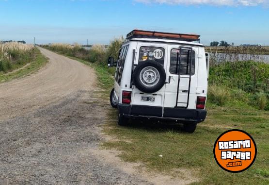 Utilitarios - Renault Trafic larga 1993 GNC 1Km - En Venta